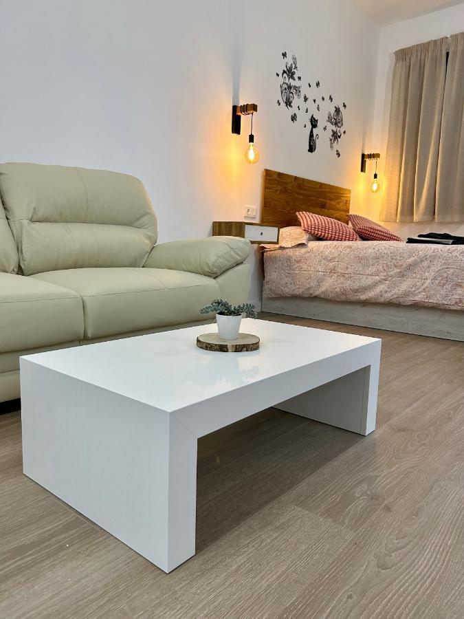 Coqueto Apartamento Centrico Con Piscina Cordova Esterno foto