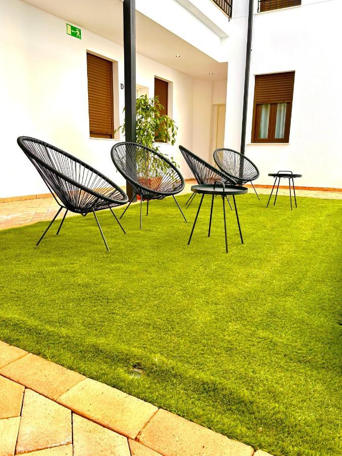 Coqueto Apartamento Centrico Con Piscina Cordova Esterno foto